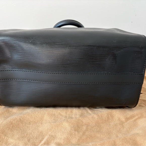 Louis Vuitton Speedy Epi 30 - Picture 6 of 11